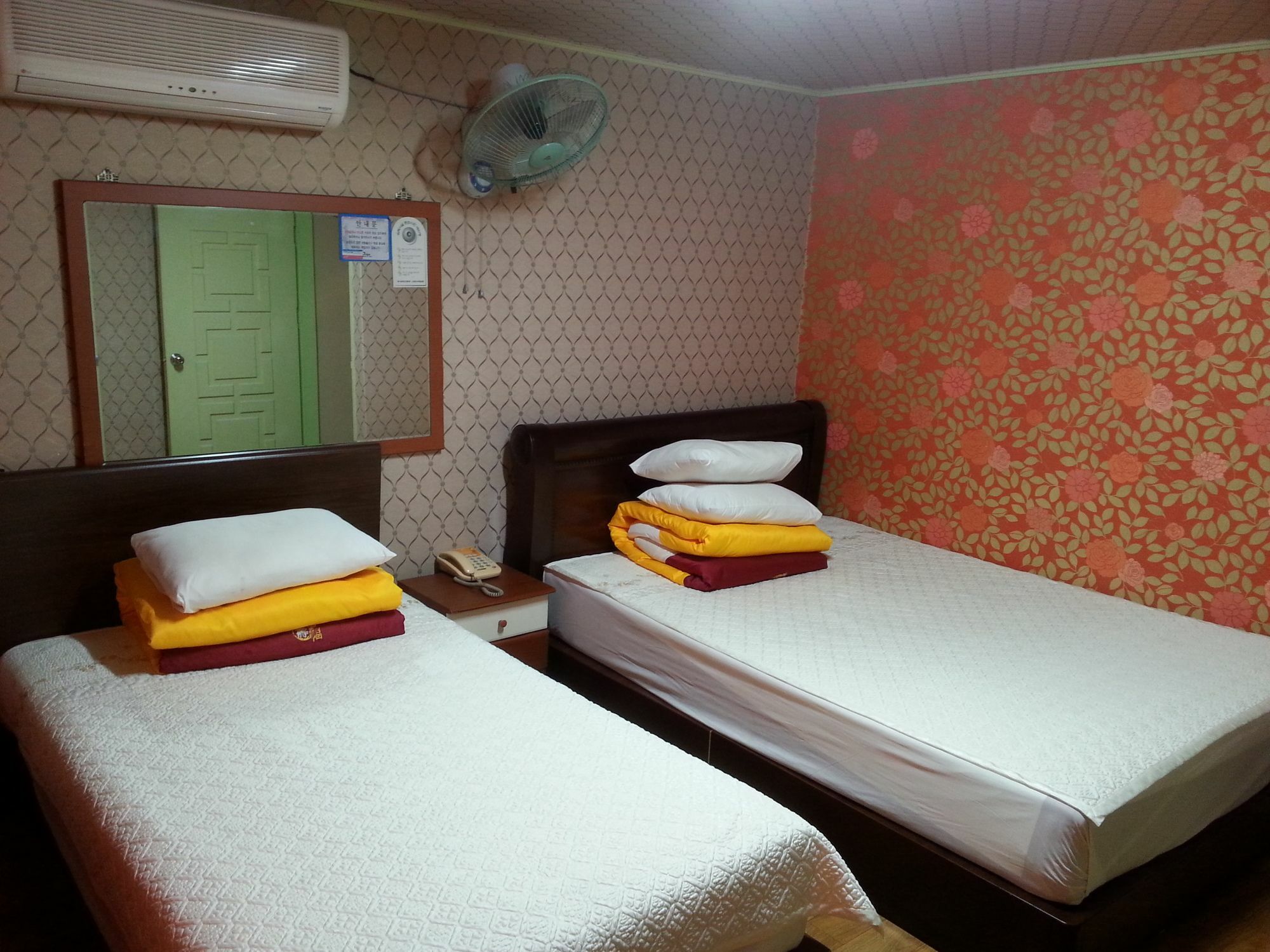 Jeju Brd Hotel Exterior photo